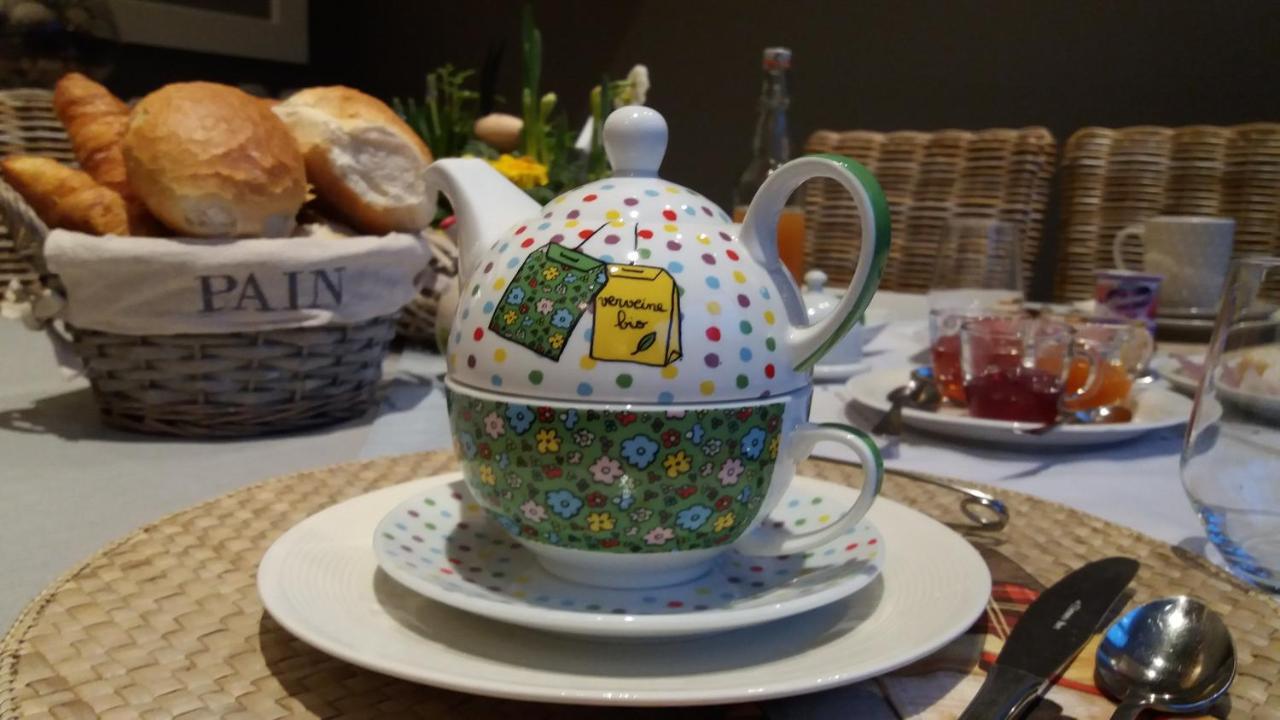 "Un Matin Au Jardin" Acomodação com café da manhã Francorchamps Exterior foto